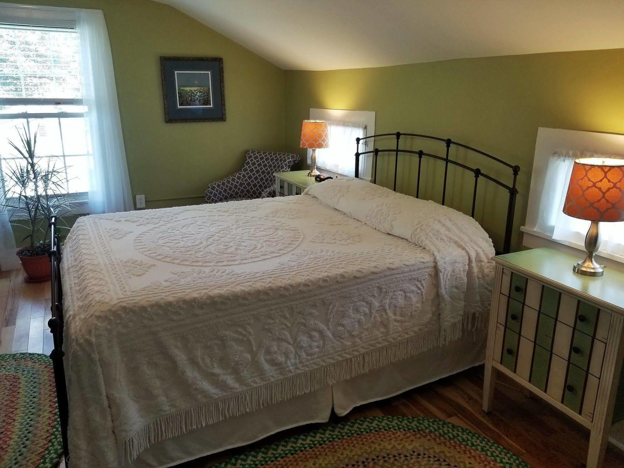 The Blackberry Inn Bed & Breakfast Watkins Glen Zewnętrze zdjęcie