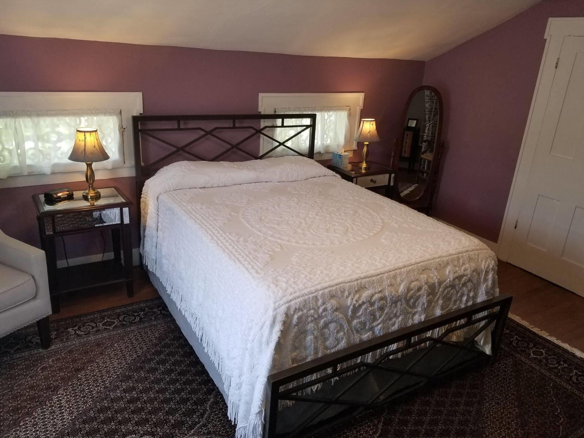 The Blackberry Inn Bed & Breakfast Watkins Glen Zewnętrze zdjęcie